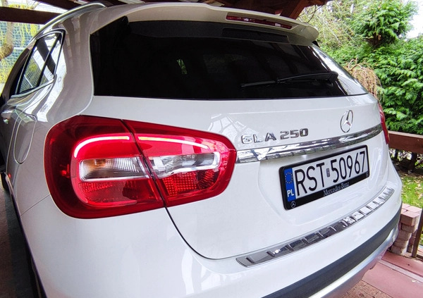Mercedes-Benz GLA cena 108900 przebieg: 61460, rok produkcji 2019 z Podkowa Leśna małe 436